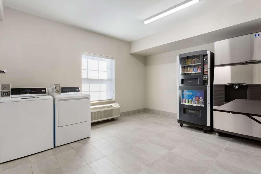 Comfort Suites East Brunswick - South River Fasilitas foto