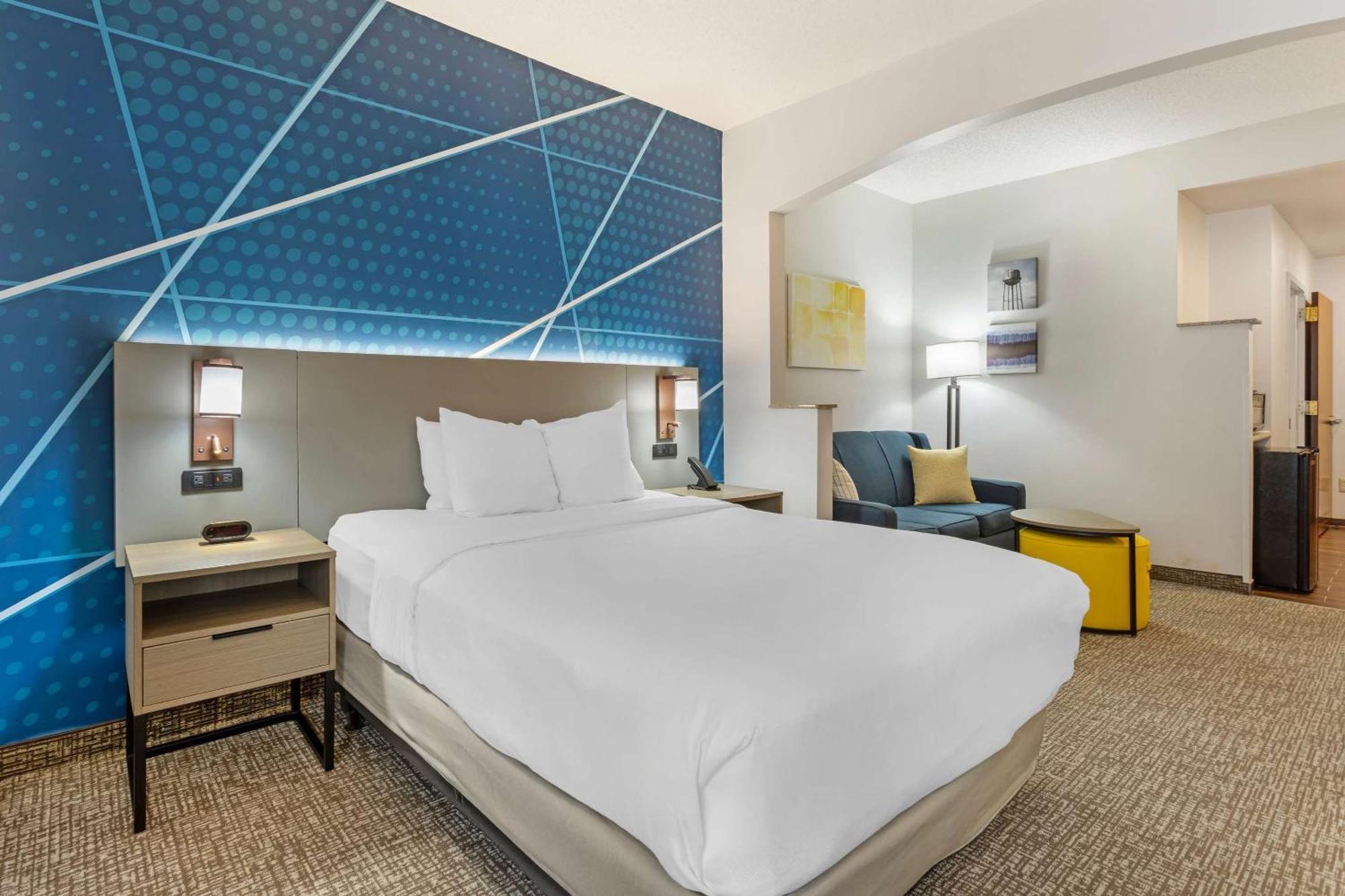 Comfort Suites East Brunswick - South River Bagian luar foto