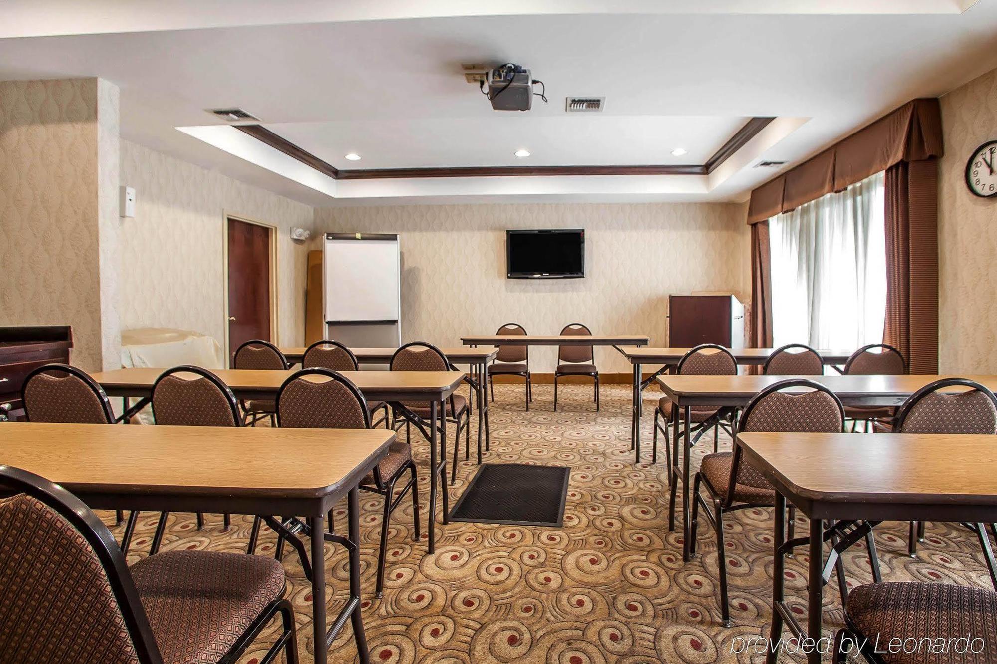 Comfort Suites East Brunswick - South River Bagian luar foto